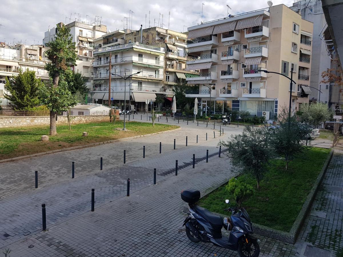 Spacetwo "Downtown Chill" By #Gimispace Lux Apt Thessaloniki Exterior photo